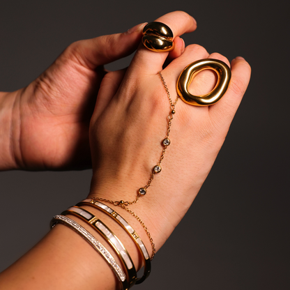 Hollow Ring